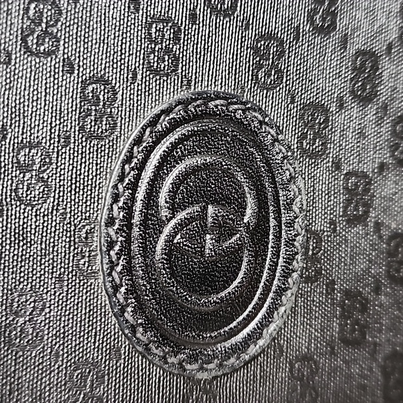 Gucci Black Canvas Mesenger Bag Good Condition - Picture 2 of 14